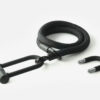 tex–lock eyelet in onyx black, Größe M, ineinander gewickelt mit X-lock am Seilende, kürzerer U-lock Bügel daneben